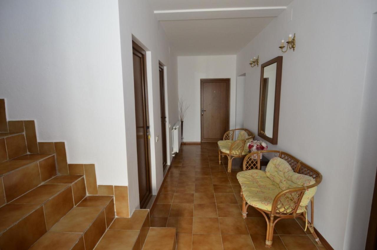 شقة Vila Calypso كوستِنيست المظهر الخارجي الصورة